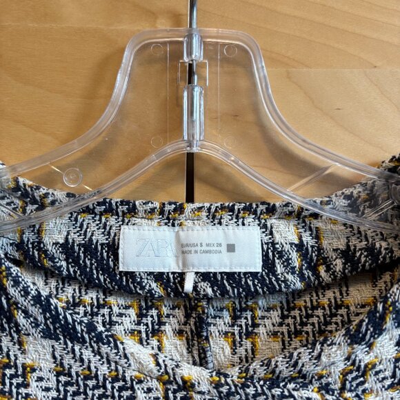 LIKE NEW ZARA PLAID TEXTURED WAISTCOAT TOP,  SIZE: SMALL - Picture 4 of 6